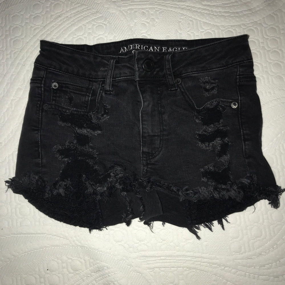 Black American Eagle Shorts w Lace pockets